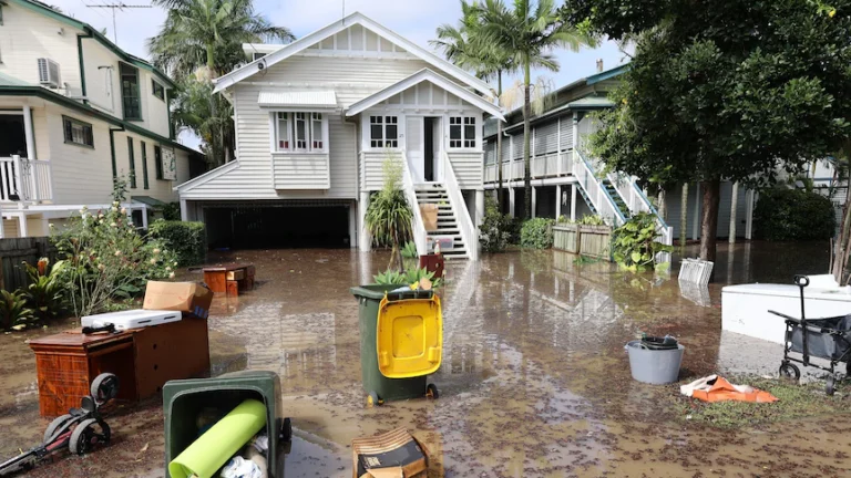 The Importance of Prompt Flooded House Cleanup for Safety & Recovery