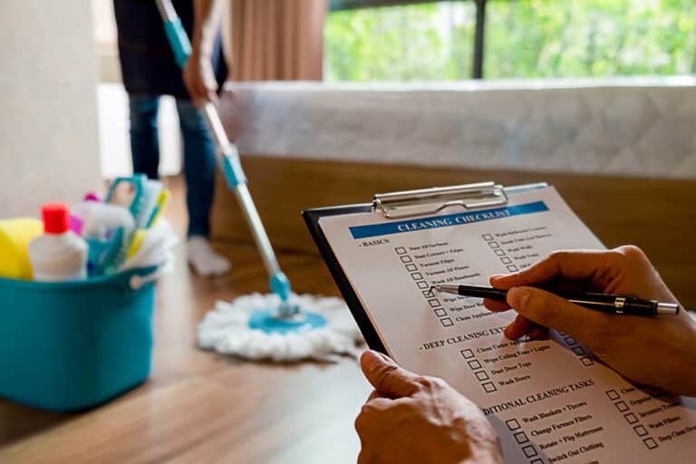 Understanding the Process of Emergency Water Damage Mitigation